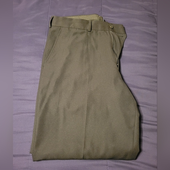 IZOD MENS DRESS PANTS 38X32 - Picture 1 of 5